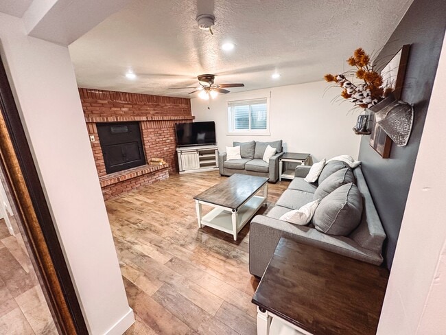 12911 S 4570 W in Riverton, UT - Building Photo - Building Photo