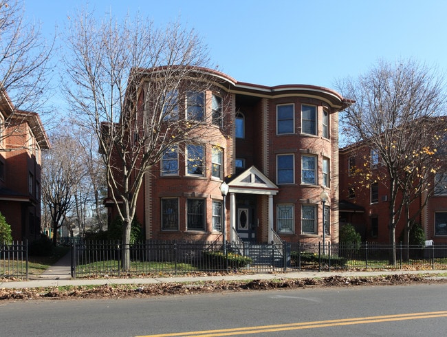 148-160 Barbour St in Hartford, CT - Foto de edificio - Building Photo