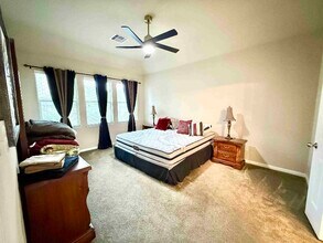 8626 Austin Thomas Dr in Cypress, TX - Building Photo - Building Photo