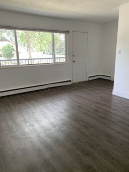 Sorrento Manor in Edmonton, AB - Building Photo - Building Photo