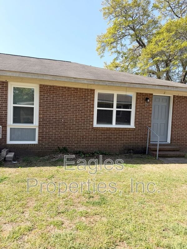 property at 1901 Peachtree St