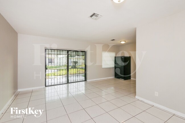 3010 NW 187th St in Miami Gardens, FL - Building Photo - Building Photo