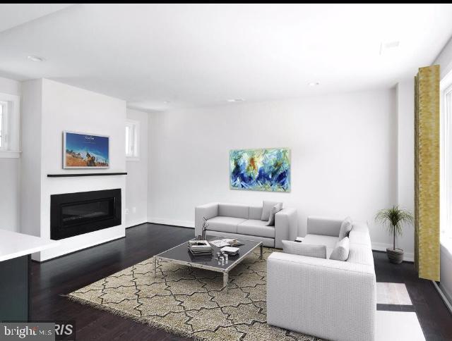 6670 Eames Wy in Bethesda, MD - Building Photo - Building Photo