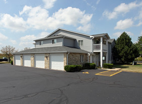 1111 Prairie Dr in Racine, WI - Foto de edificio - Building Photo