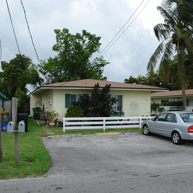 1702-1708 SW 20th St in Fort Lauderdale, FL - Building Photo - Building Photo