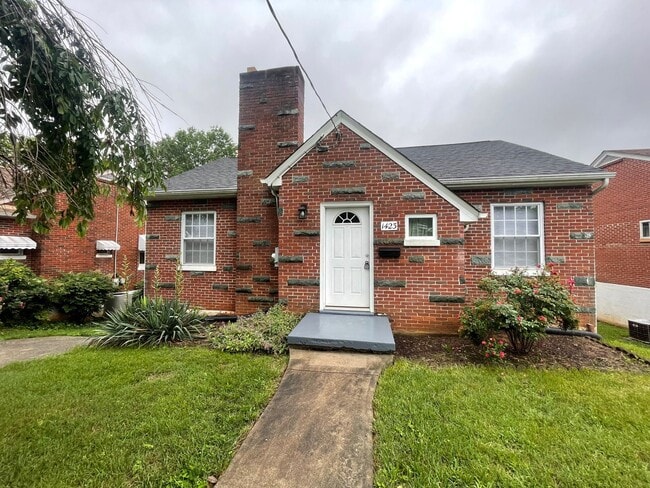 property at 1423 Gates St