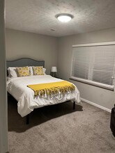 1214 Glade Hill Dr, Unit 1214 in Knoxville, TN - Building Photo - Building Photo