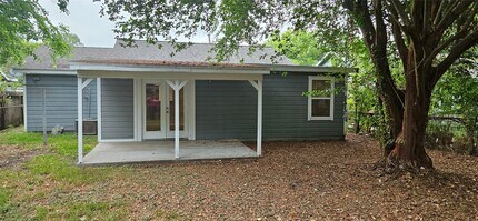 1015 Prune St in La Marque, TX - Building Photo - Building Photo