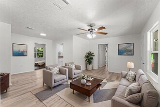 6515 Beekman Rd in Houston, TX - Building Photo - Building Photo