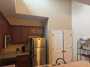10 E Grady St in Statesboro, GA - Building Photo - Building Photo