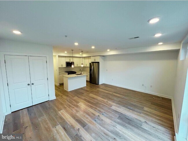 4516 Osage Ave-Unit -3 in Philadelphia, PA - Building Photo - Building Photo
