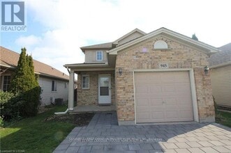 945 Homeview Ct in London, ON - Building Photo - Building Photo