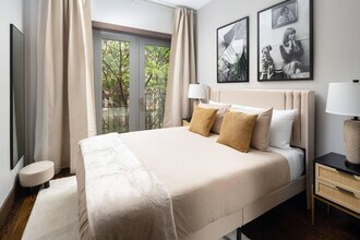 624 E 9th St in New York, NY - Building Photo - Building Photo