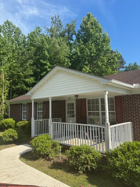 property at 894 New Rd