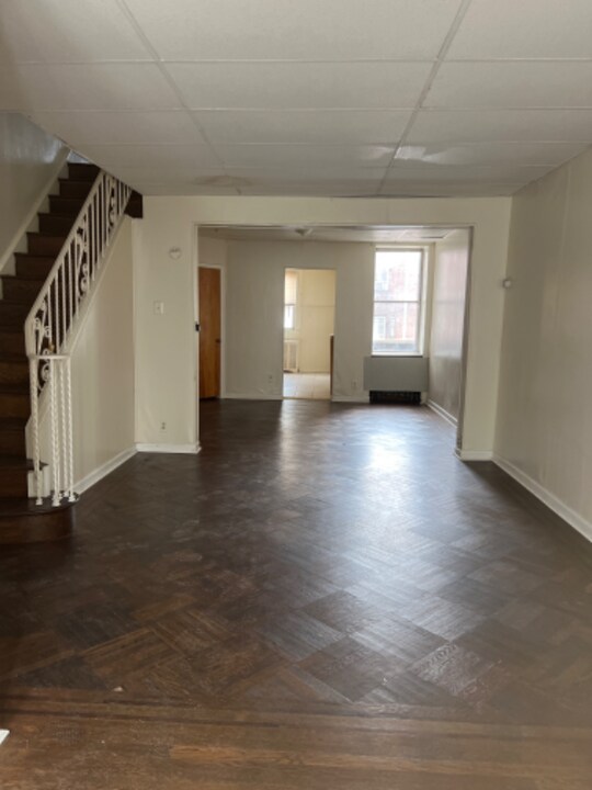42xx Castor Ave in Philadelphia, PA - Building Photo