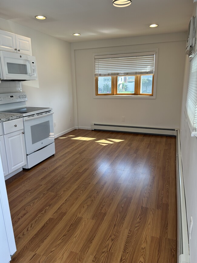 417 Briarwood Rd, Unit 1