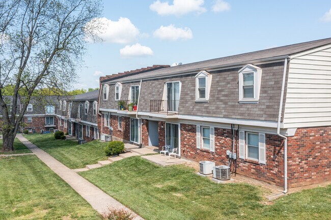 Creekside North Apartments in Lexington, KY - Building Photo - Building Photo