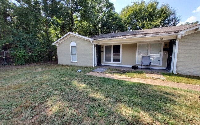 property at 1859 S Perkins Rd