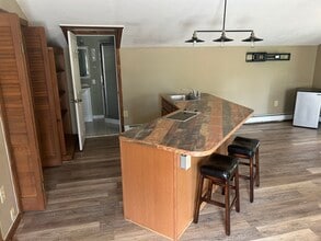 11 Cotton Ct, Unit Studio in Diamond Point, NY - Building Photo - Building Photo
