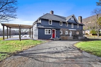 1 Memorial Dr in Suffern, NY - Building Photo - Building Photo