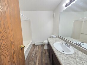 Pebble Creek Apartments in Sioux Falls, SD - Building Photo - Building Photo