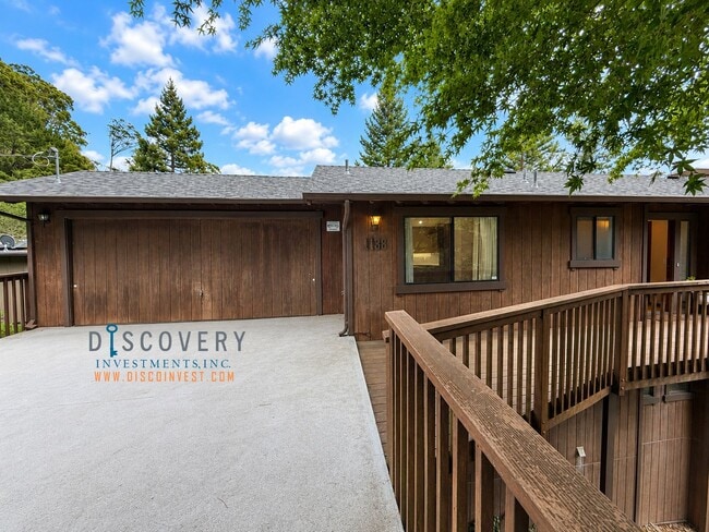 property at 1188 Glencourt Dr