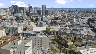 40 Buchanan St in San Francisco, CA - Building Photo - Building Photo