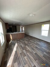 377 Buck Trail in Canyon Lake, TX - Building Photo - Building Photo