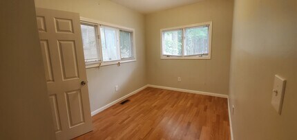 22 Chamberlain St in New Haven, CT - Building Photo - Building Photo