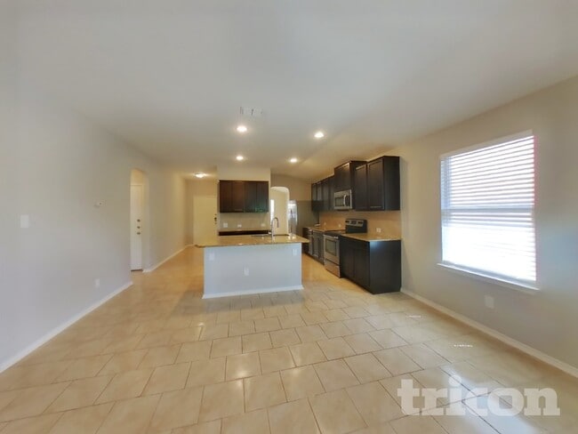 2023 Emerald Edge in San Antonio, TX - Building Photo - Building Photo