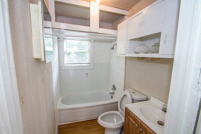 414 Rotary in San Antonio, TX - Building Photo - Building Photo