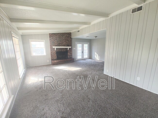 1310 65th Dr in Lubbock, TX - Building Photo - Building Photo