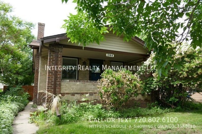 property at 3144 W Clyde Pl