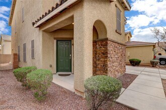 5446 Gold One Ln in Las Vegas, NV - Building Photo - Building Photo