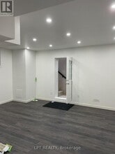 3401 Regiment Rd in London, ON - Building Photo - Building Photo