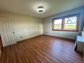6809 IL-71 in Yorkville, IL - Building Photo - Building Photo