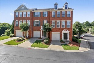 1003 Renaissance Trce in Roswell, GA - Building Photo