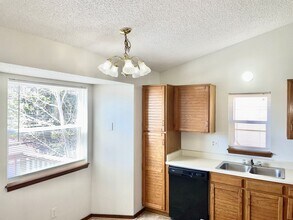 5812 Oakwood Blvd in Colorado Springs, CO - Building Photo - Building Photo