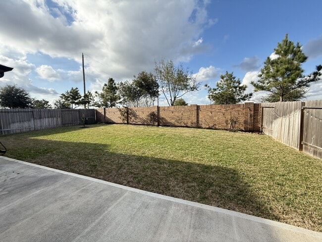 property at 4811 Lacebark Pne Trl