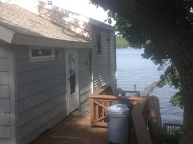 5077 W Lake Rd in Geneseo, NY - Building Photo