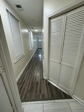 1739 Dumesnil St in Louisville, KY - Foto de edificio - Building Photo