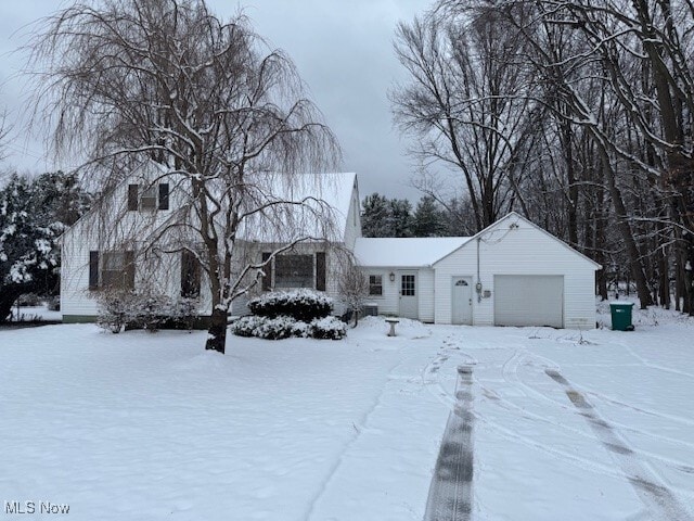 property at 7500 Lakeshore Blvd