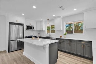 11602 Big Trail in Austin, TX - Building Photo