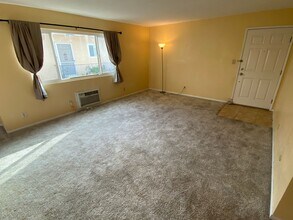 455 Ballantyne St in El Cajon, CA - Building Photo - Building Photo