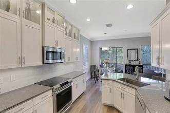 9512 Ironstone Terrace in Naples, FL - Foto de edificio - Building Photo