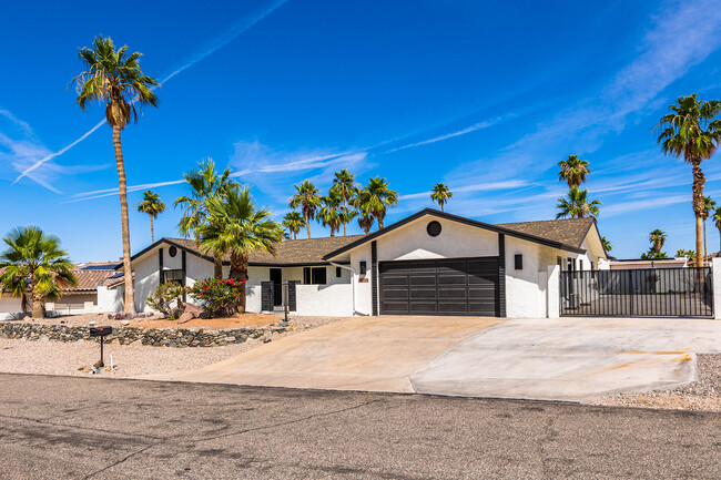 2355 Souchak Dr in Lake Havasu City, AZ - Building Photo - Building Photo