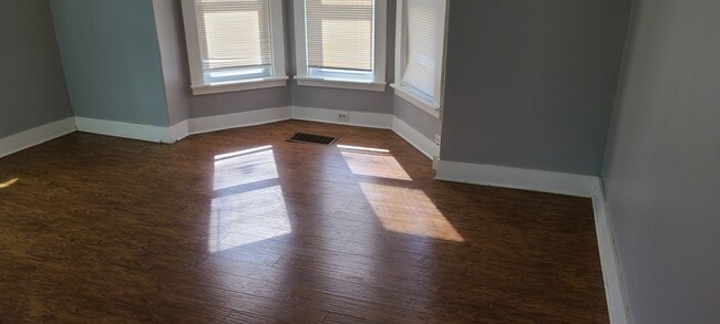 12 Spofford St, Unit A in Claremont, NH - Building Photo - Building Photo