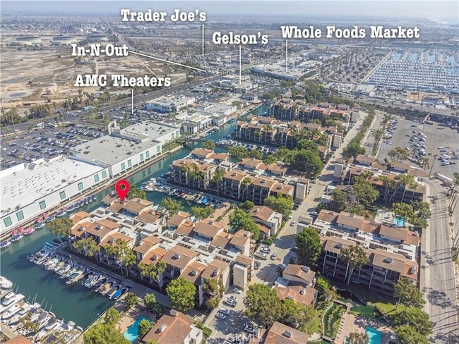 6336 Marina Pacifica Dr N in Long Beach, CA - Building Photo - Building Photo