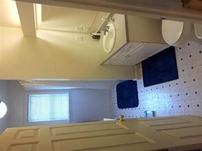 11 Kent Ct, Unit 4f in Somerville, MA - Building Photo - Building Photo