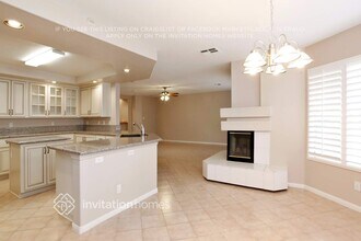 8963 Hillsboro Creek Ct in Las Vegas, NV - Building Photo - Building Photo